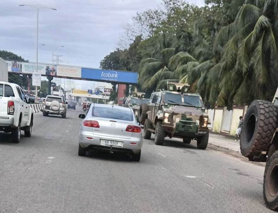 Vent de panique à Kaloum : ces blindés (Mambas) qui quittaient le palais du peuple…
