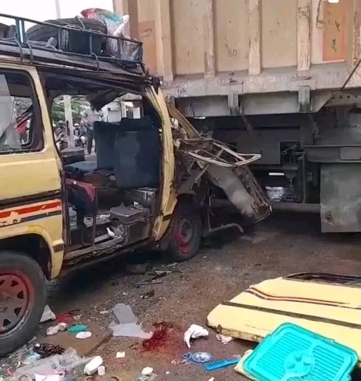 SANGOYAH: Un grave accident de la circulation fait 4 morts