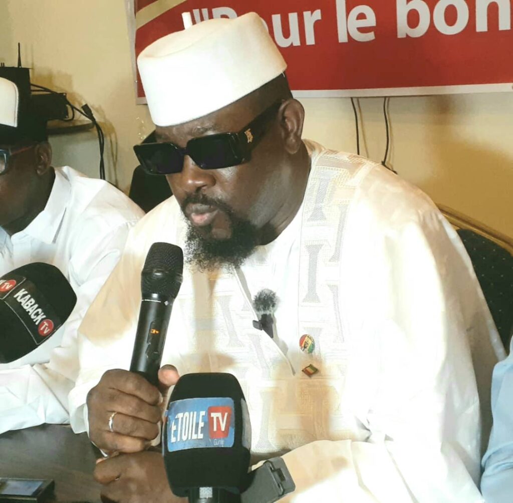 Ahmed de Paris invite la jeunesse guinéenne à soutenir la candidature du Général Mamadi Doumbouya: “L”abandonner serait un crime contre notre génération