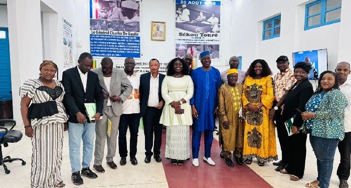 Médias: la Commission de délivrance de la carte de presse professionnelle tient sa session inaugurale