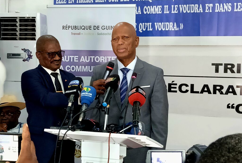 Médias: les radios privées Koko Fm et Touba Fm interdites de diffusion (HAC)