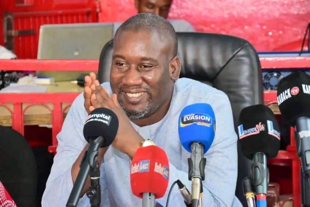 Libération d’Aliou Bah : Mamadi Doumbouya accorde sa grâce au leader du MoDeL